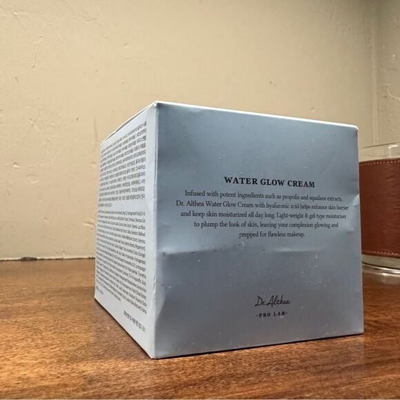 Dr. Althea Water Glow Aqua Cream, 1.69 fl oz - Picture 4 of 10